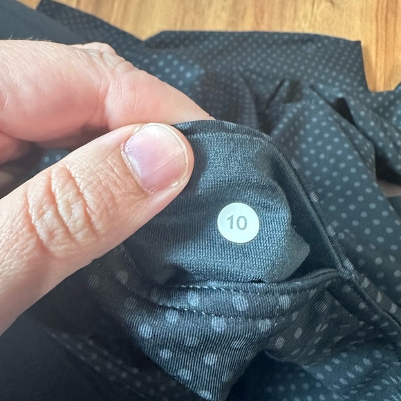 Lululemon Full-On Luxtreme Wonderunders - Picture 8 of 8